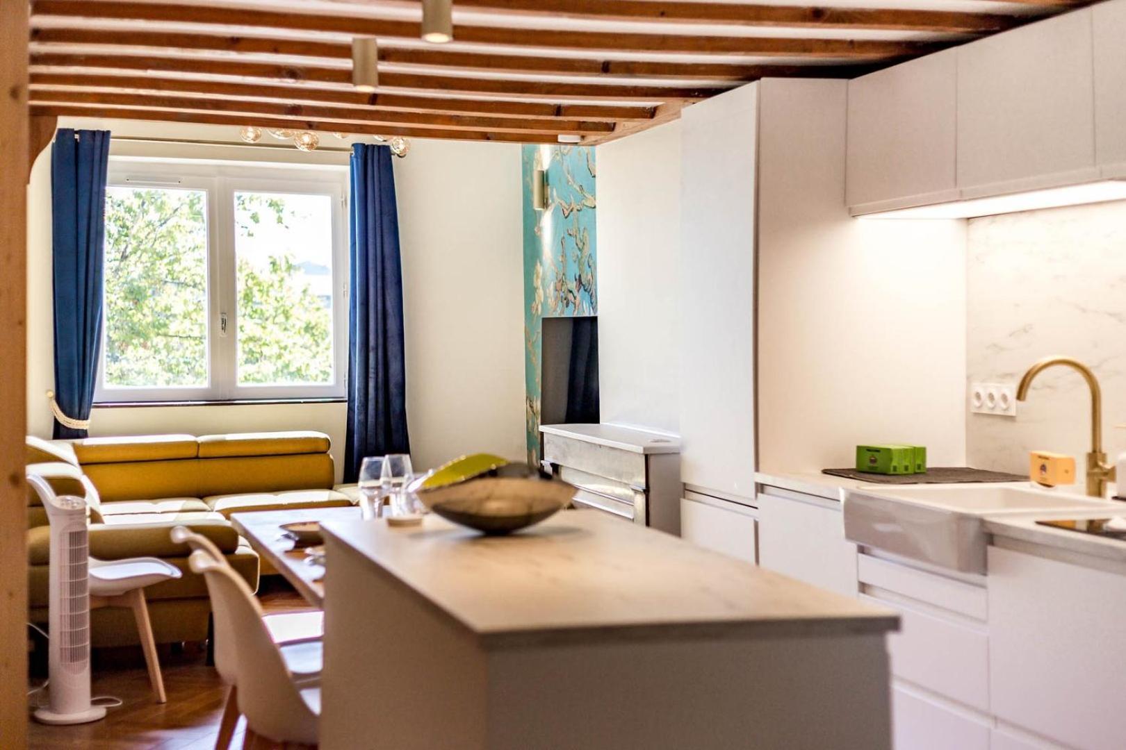 High-End Apartment Overlooking The Quays Ail Ліон Екстер'єр фото